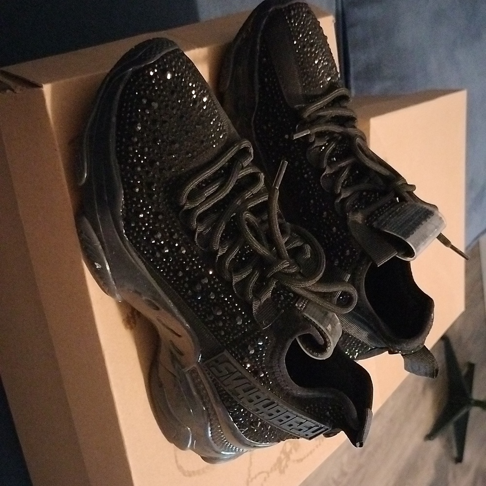 Steve madden
